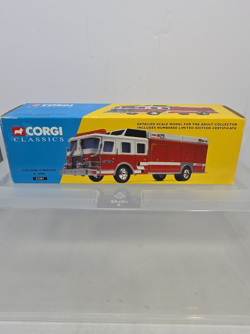Corgi Classics Cyclone II Rescue E-One Fire Truck 1:50 Scale Die-Cast NIB (UR)